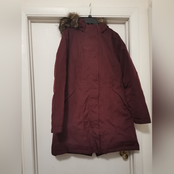 The Noth Face Burgundy Jacket
